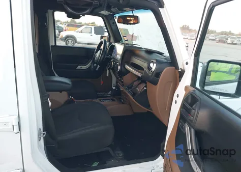 2017 Jeep Wrangler Unlimited Sahara 4X4 from USA, damaged, VIN 1C4HJWEG9HL728287